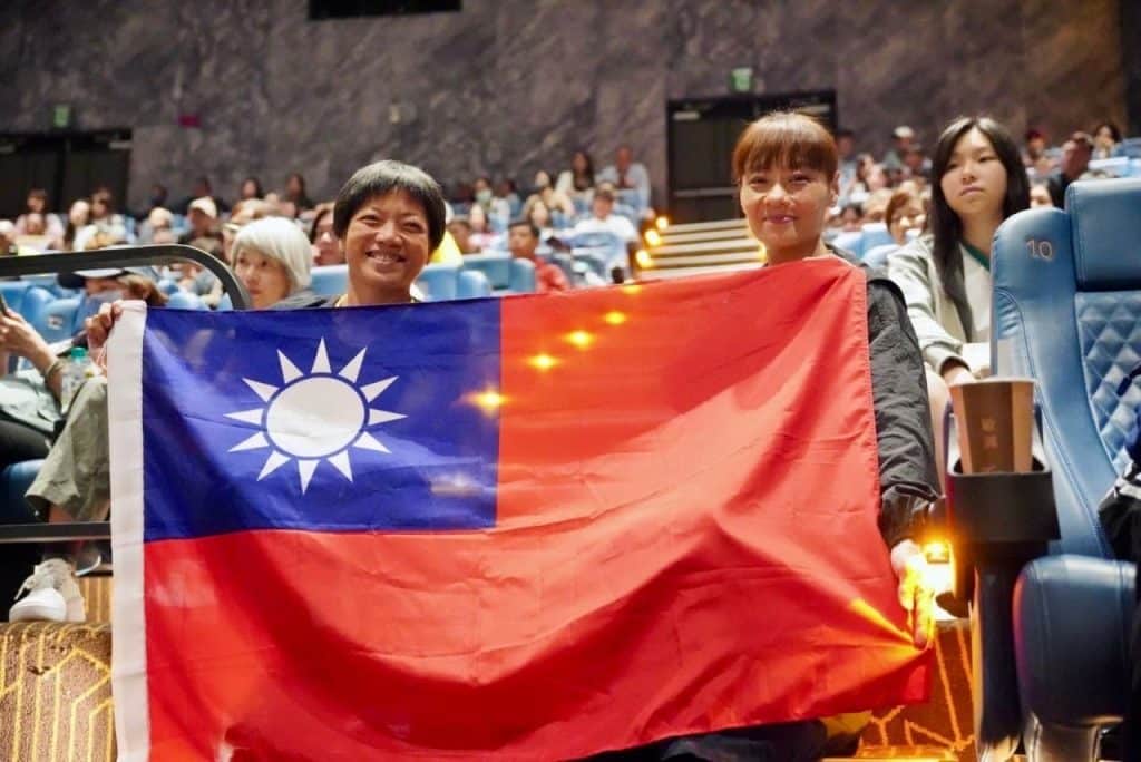 《沒有國家的冠軍》今晚我想來點好片|耕建築 9 393229439 808171984648252 2855933688164434255 n